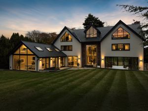 Photo 52- click for photo gallery